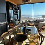 Arriendo Casa Unifamiliar Pichilemu Primera Linea